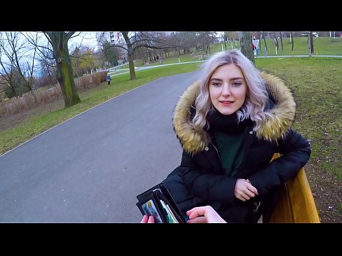 ❤️ Traga o semen quente dun estraño por diñeiro - mamada no parque de Eva Elfie ❤ Porno de calidade en nós